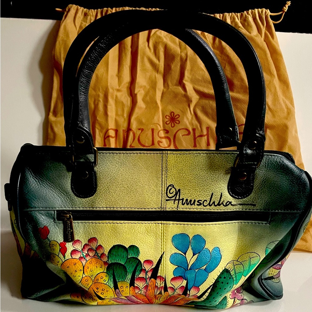 ANUSCHKA Organizer Satchel